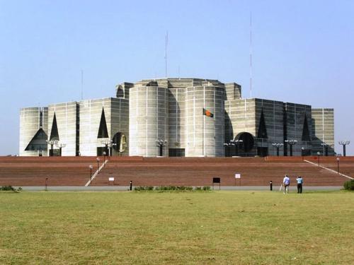 Bangladesh Parlementsgebouw Foto:Karl Ernst Roehl Bangladesh Parlementsgebouw Foto:Karl Ernst Roehl