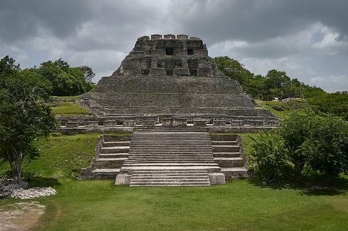 El Castillo Belize Foto:Denis Barthel El Castillo Belize Foto:Denis Barthel