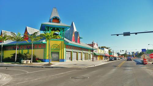 Kleurig straatbeeld in Little Haïti, Miami, Florida Kleurig straatbeeld in Little Haïti, Miami, Florida