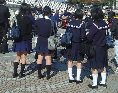 Japanse meisjes in Schooluniform