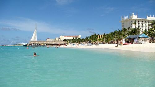 Oranjestad strand
