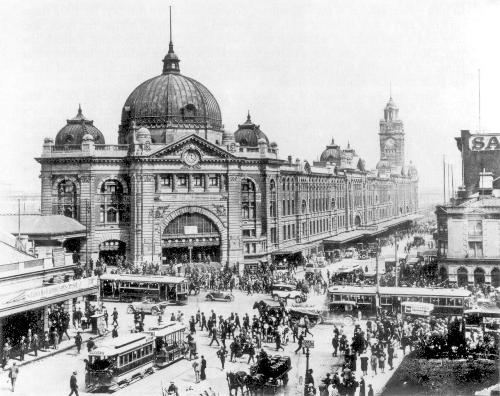 Flinders Street Station in 1927