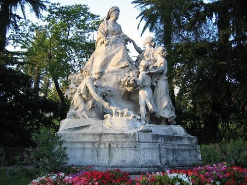 Standbeeld Koningin Victoria in Nice, ze was een regelmatige bezoekster van de stad