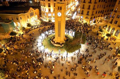 Nejmeh plein Beirut in de avond
