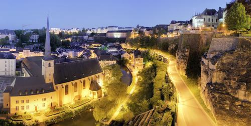 Luxemburg bij nacht