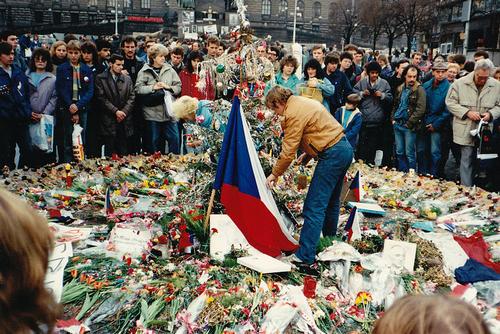 Vaclac Havel, de latere president tijdens de Fluwele Revolutie