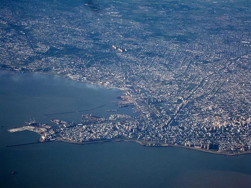 Baai van Montevideo vanuit de lucht