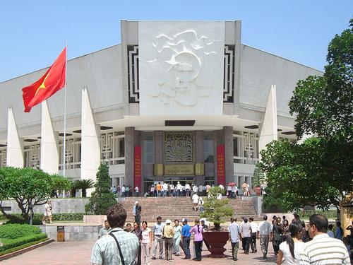 Ho chi Min museum in Hanoi